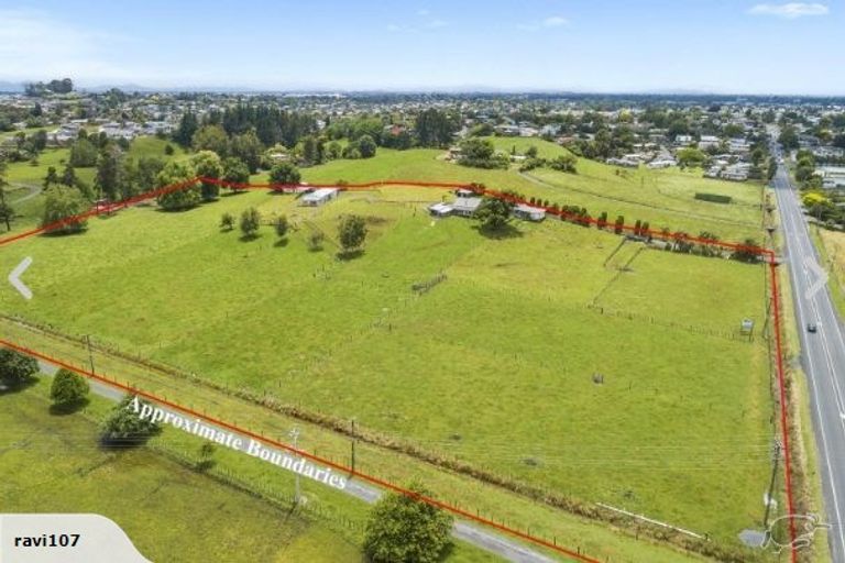 Photo of property in 258 Tuhikaramea Road, Temple View, Hamilton, 3290