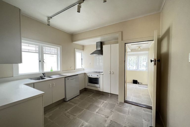 Photo of property in 12 Gorrie Avenue, Epsom, Auckland, 1023