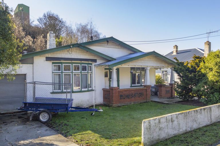 Photo of property in 13 Chelmer Street, Oamaru, 9400