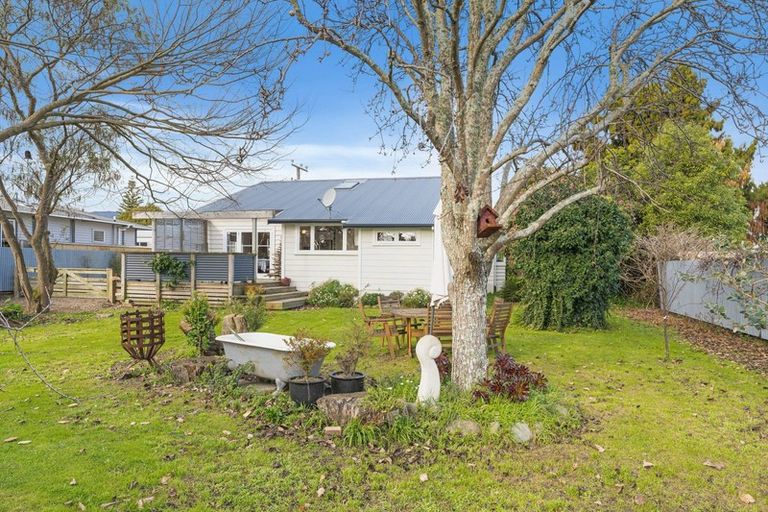 Photo of property in 21 Dunstan Street, Otaki, 5512