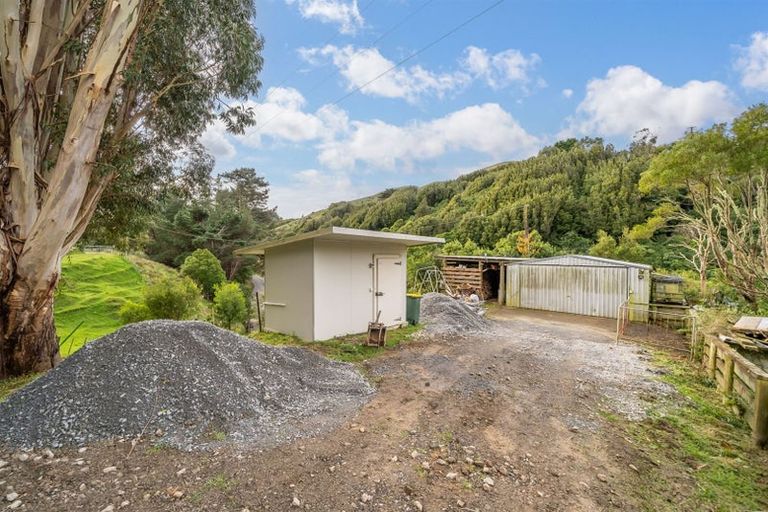 Photo of property in 1151 Paekakariki Hill Road, Paekakariki Hill, Porirua, 5381