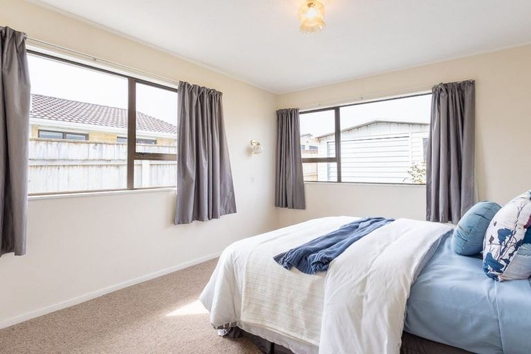 Photo of property in 10a Arnold Grove, Paraparaumu Beach, Paraparaumu, 5032