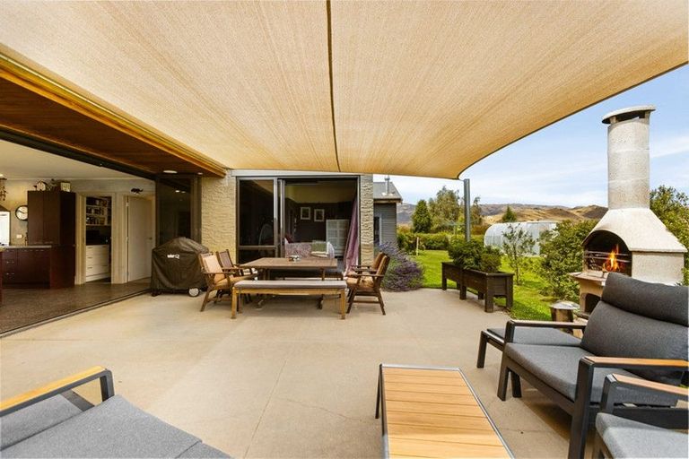 Photo of property in 57 Hall Road, Bannockburn, Cromwell, 9384