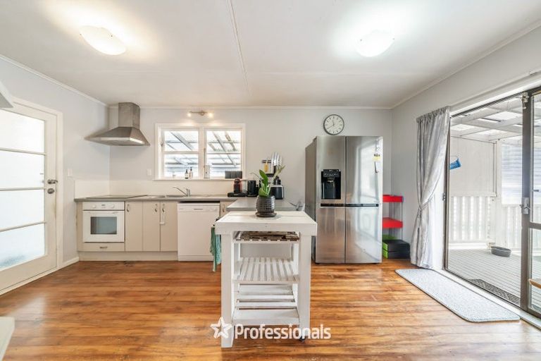 Photo of property in 116 Coast Road, Wainuiomata, Lower Hutt, 5014