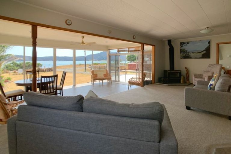 Photo of property in 38 Waterfront Road, Pukenui, 0484