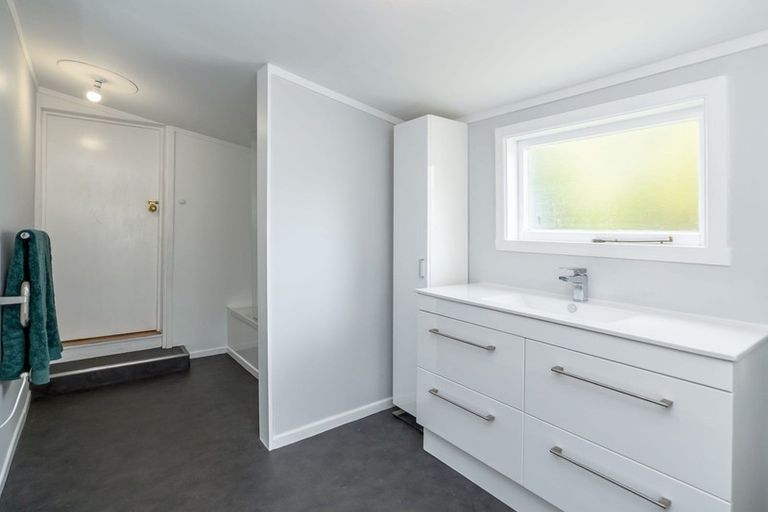 Photo of property in 25 Watt Street, Featherston, 5710