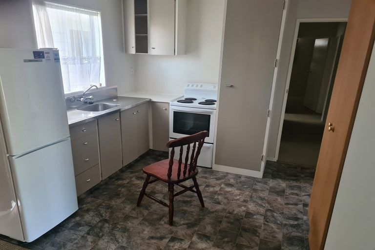 Photo of property in 15 Leander Place, Milson, Palmerston North, 4414