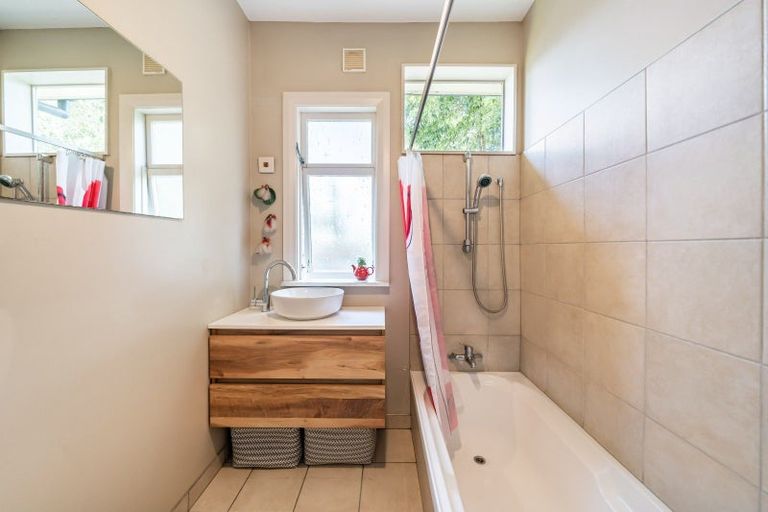 Photo of property in 579d Fergusson Drive, Trentham, Upper Hutt, 5018