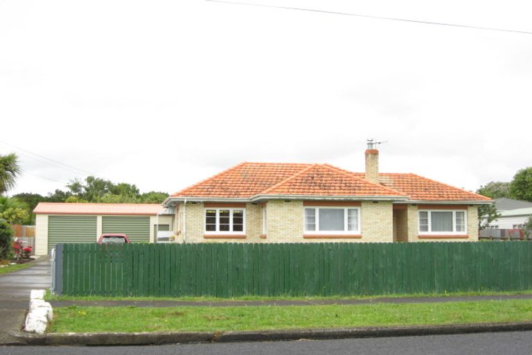 Photo of property in 62 Princes Street, Pukekohe, 2120