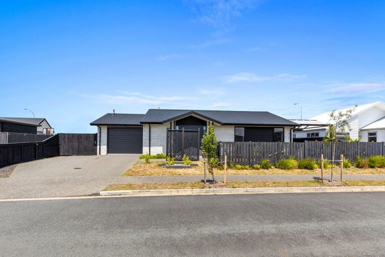 Photo of property in 86 Franks Way, Papamoa Beach, Papamoa, 3118