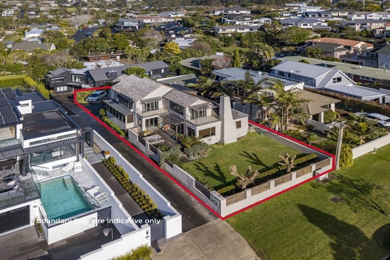 Photo of property in 26 Kowhai Road, Campbells Bay, Auckland, 0630