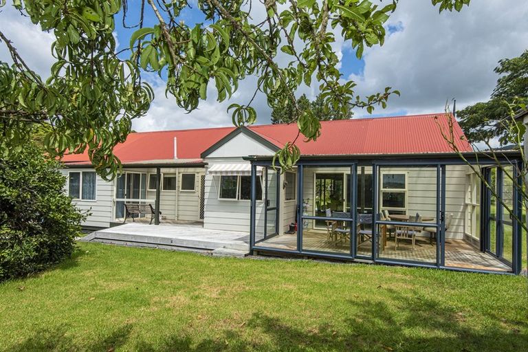 Photo of property in 66 Saleyards Road, Kauri, Kamo, 0185