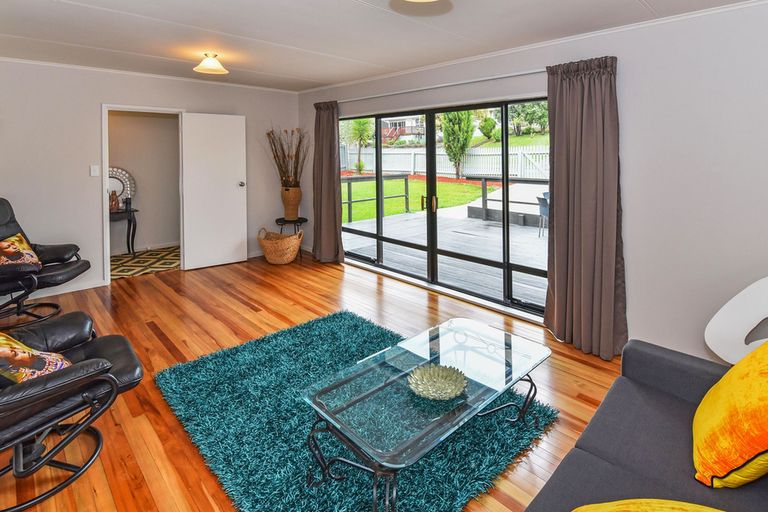 Photo of property in 102 Tennessee Avenue, Mangere East, Auckland, 2024
