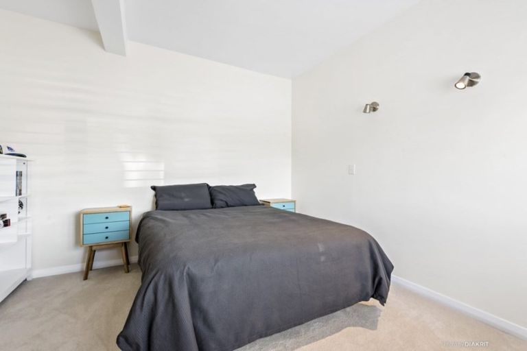 Photo of property in 32 Mccoll Street, Vogeltown, Wellington, 6021