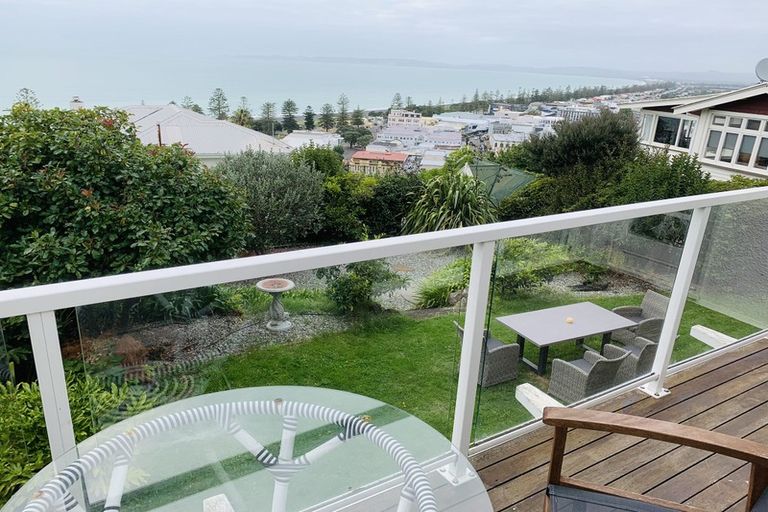 Photo of property in 1a Onslow Road, Bluff Hill, Napier, 4110