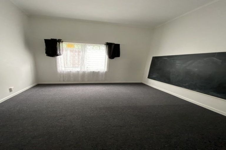 Photo of property in 64 Maunu Road, Avenues, Whangarei, 0110