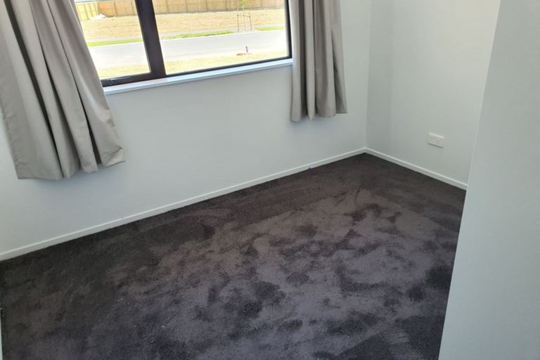 Photo of property in 37 Reuben Avenue, Rolleston, 7615