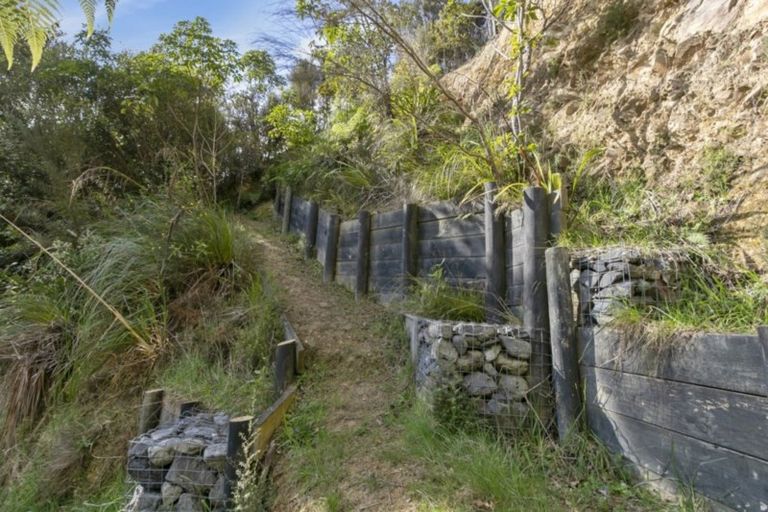 Photo of property in 8 Haven Grove, Naenae, Lower Hutt, 5011