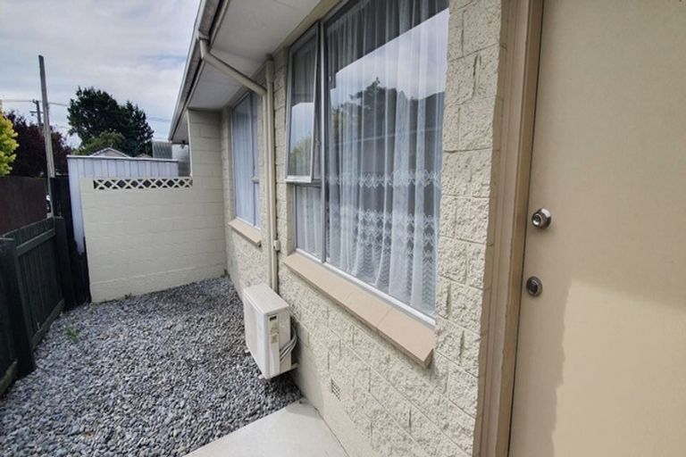 Photo of property in 2/79 Champion Street, Edgeware, Christchurch, 8013
