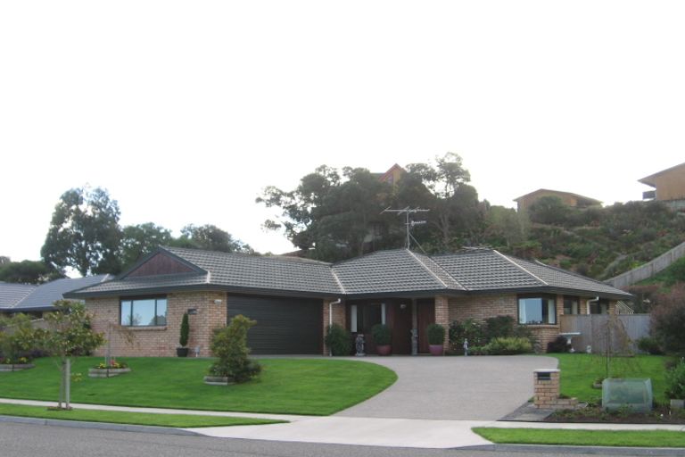 Photo of property in 123 Weggery Drive, Waikanae Beach, Waikanae, 5036