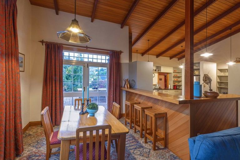 Photo of property in 1 Cashmere Avenue, Khandallah, Wellington, 6035