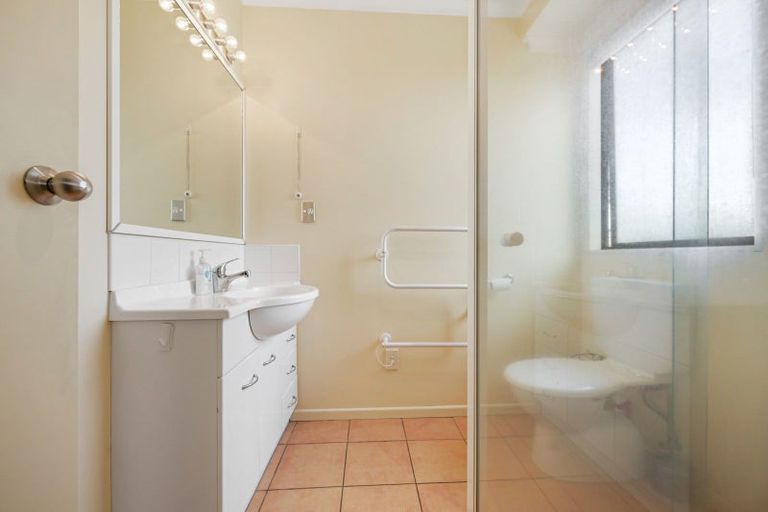 Photo of property in 111a Poaka Avenue, Dinsdale, Hamilton, 3204