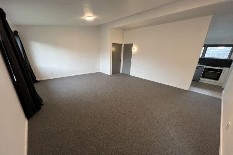 Photo of property in 15a Churchill Avenue, Hokowhitu, Palmerston North, 4410