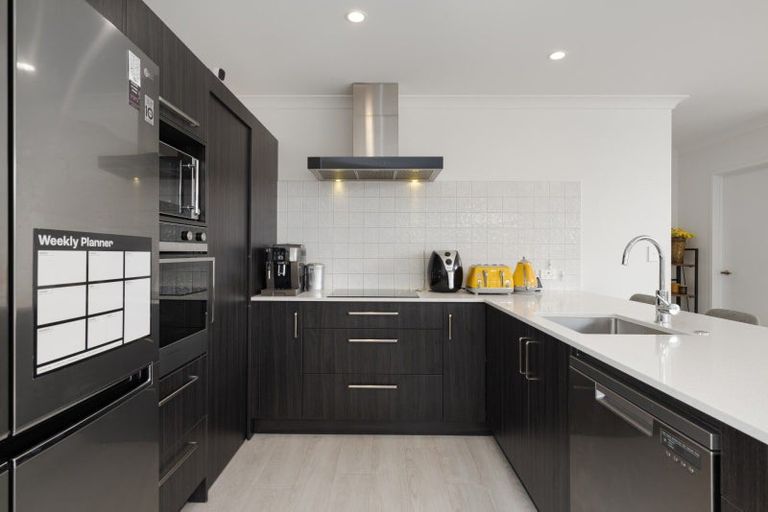 Photo of property in 28 Farrier Street, Papamoa, 3118