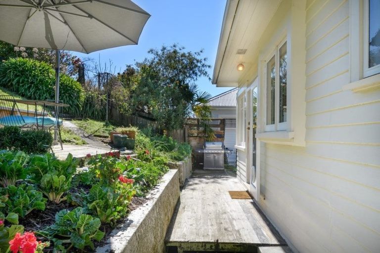 Photo of property in 62 Locking Street, Nelson South, Nelson, 7010