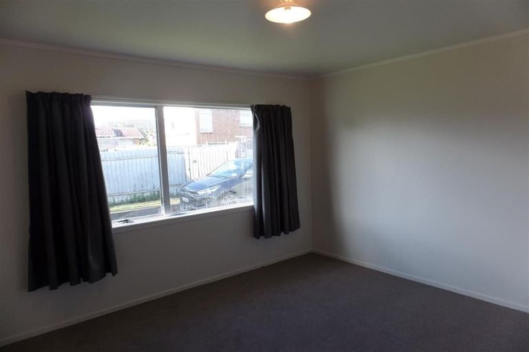 Photo of property in 2/55 Palmers Road, Clendon Park, Auckland, 2103