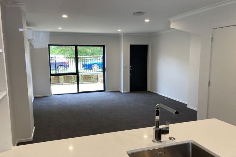 Photo of property in 2/14 Ruakiwi Road, Hamilton Lake, Hamilton, 3204