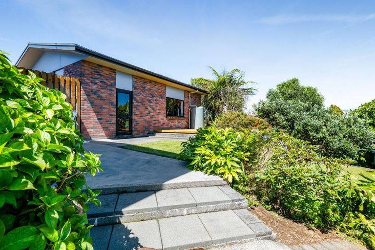 Photo of property in 138 Govett Avenue, Frankleigh Park, New Plymouth, 4310