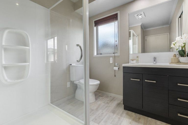 Photo of property in 32 Havenbrook Way, Pyes Pa, Tauranga, 3112