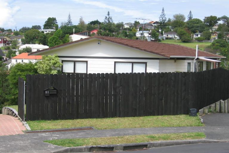 Photo of property in 21 Ceramco Place, Torbay, Auckland, 0630