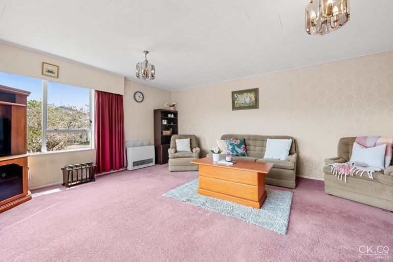 Photo of property in 13 Christchurch Crescent, Kelson, Lower Hutt, 5010