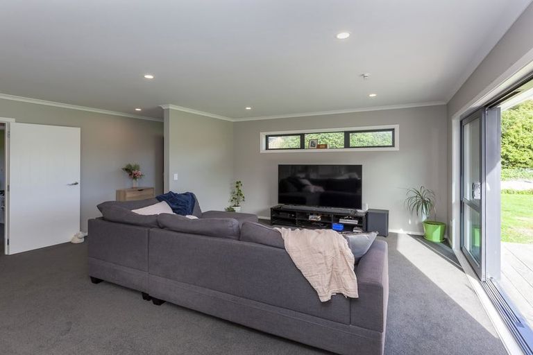 Photo of property in 12 Faydon Close, Ohau, Levin, 5570