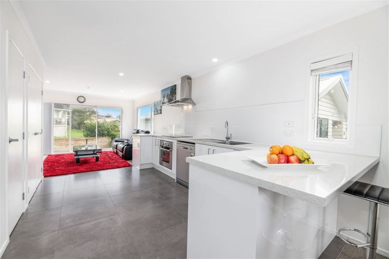 Photo of property in 1/67a Metcalfe Road, Ranui, Auckland, 0612