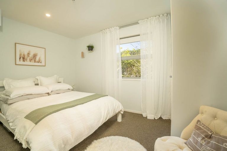 Photo of property in 45 Olivia Crescent, Tawa, Wellington, 5028