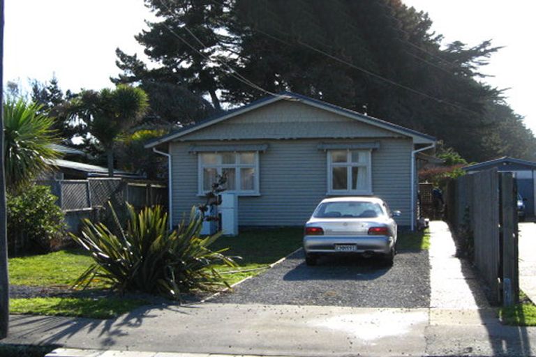 Photo of property in 16 Rawhiti Avenue, New Brighton, Christchurch, 8083