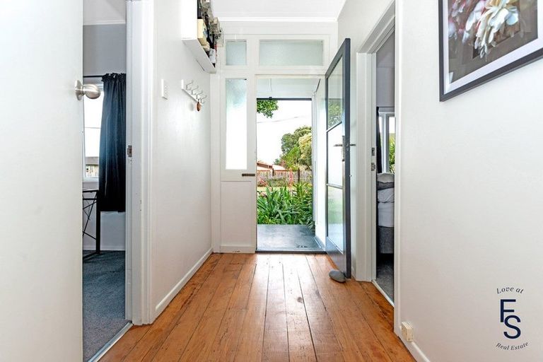 Photo of property in 6 Duke Street, Tamarau, Gisborne, 4010