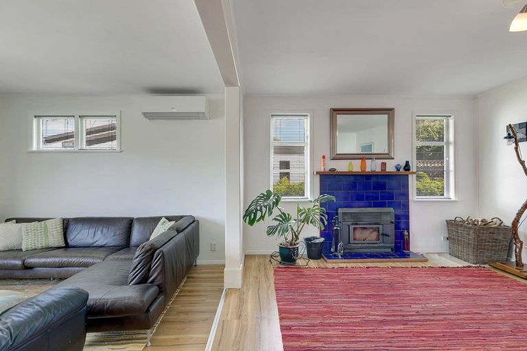 Photo of property in 84 Rawhiti Road, Pukerua Bay, 5026