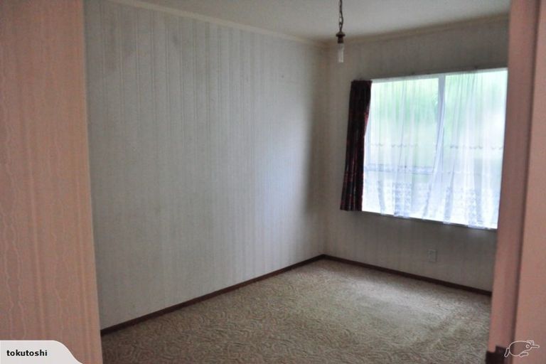 Photo of property in 6 Rajkot Terrace, Broadmeadows, Wellington, 6035