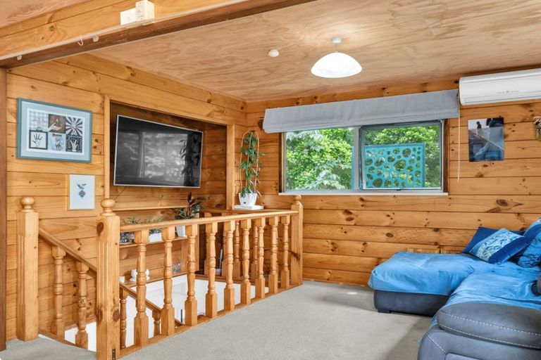 Photo of property in 100b Grand Vue Road, Kawaha Point, Rotorua, 3010