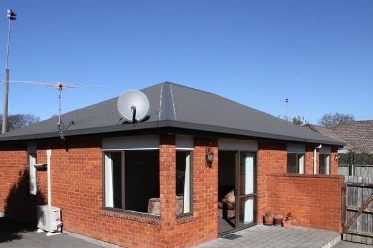 Photo of property in 3/110 Saint James Avenue, Papanui, Christchurch, 8053