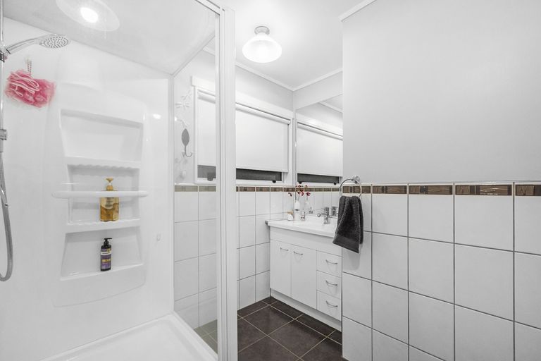 Photo of property in 23 Greenacres Street, Macandrew Bay, Dunedin, 9014