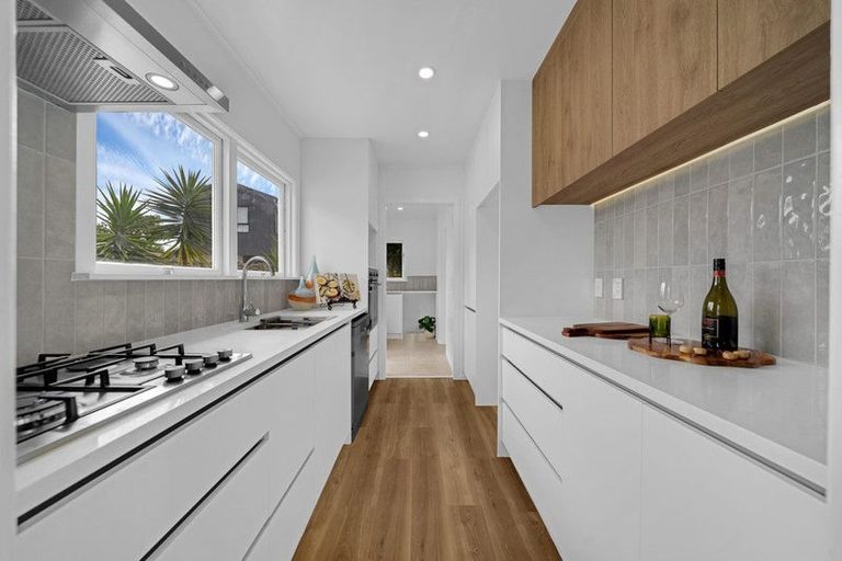 Photo of property in 1/45 Ashlynne Avenue, Papatoetoe, Auckland, 2025