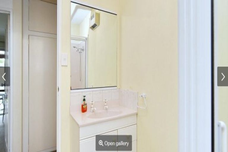 Photo of property in 1/10 Rachel Place, Avonhead, Christchurch, 8042