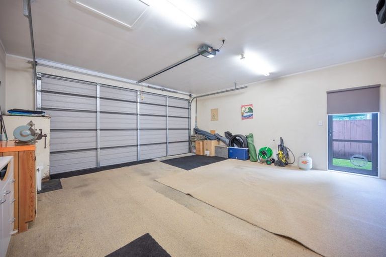 Photo of property in 64a Clevedon Road, Papakura, 2110