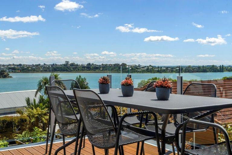 Photo of property in 5 Edgecumbe Road, Tauranga, 3110