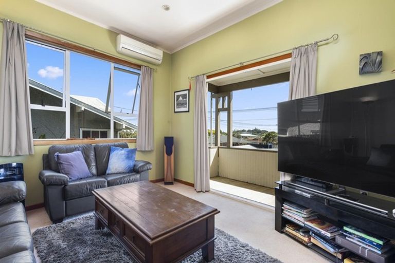 Photo of property in 1/22 Dartmoor Avenue, Westown, New Plymouth, 4310